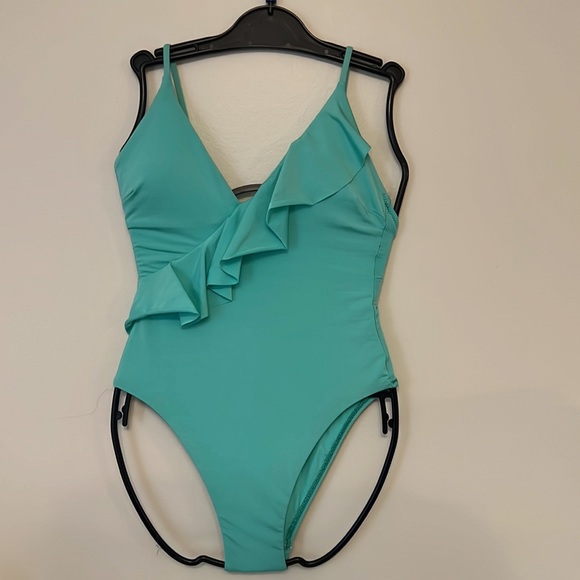 Trina Turk Ruffled High-Leg Cheeky One-Piece SZ 4 - Picture 3 of 7